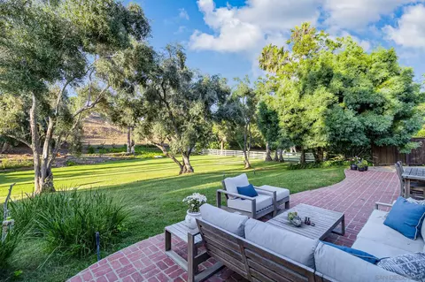 10956 Calavo Dr, La Mesa, CA 91941 photo 32