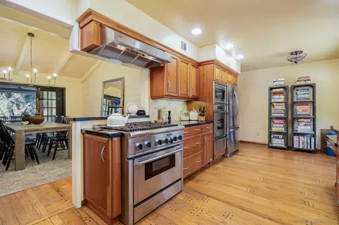10956 Calavo Dr, La Mesa, CA 91941 photo 15