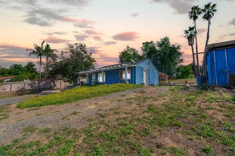 1160 Tower Dr, Vista, CA 92083 photo 4
