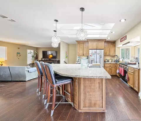 4012 Rogers Rd, Spring Valley, CA 91977 photo 4