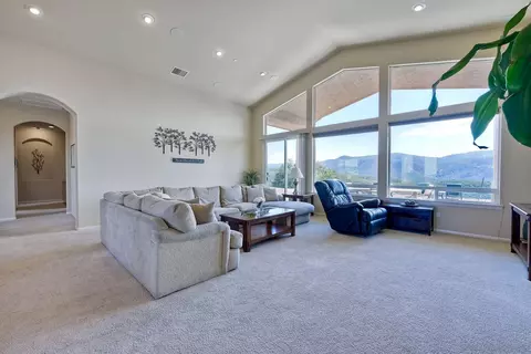 23227 Illahee Dr, Alpine, CA 91901 photo 5