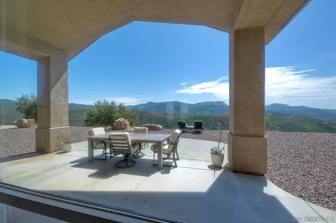 23227 Illahee Dr, Alpine, CA 91901 photo 6