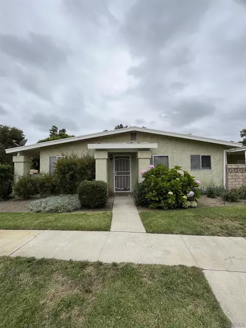 3719 Bay Leaf Way, Oceanside, CA 92057 photo 3