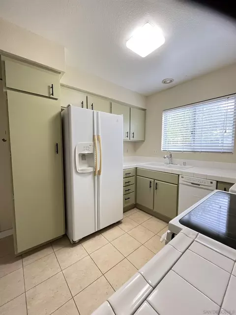 3719 Bay Leaf Way, Oceanside, CA 92057 photo 16
