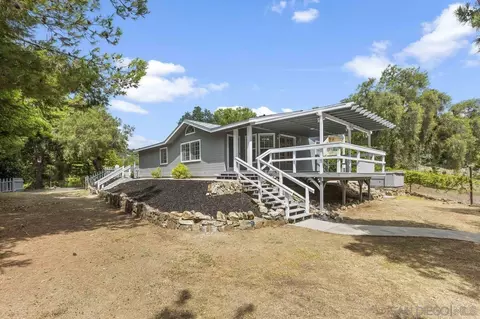 9319 Laser Ln, La Mesa, CA 91941 photo 2