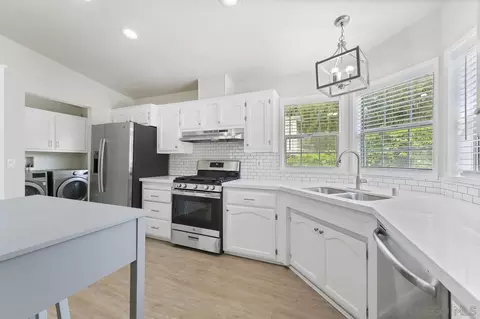 9319 Laser Ln, La Mesa, CA 91941 photo 6