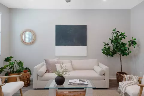 1172 Delpy View Pt, Vista, CA 92084