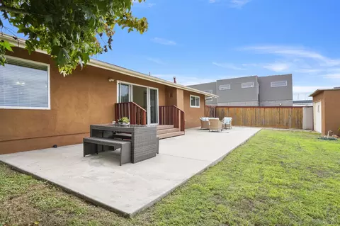 966 Saxony Rd, Encinitas, CA 92024 photo 25