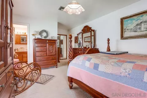 748 Saint George Dr, El Cajon, CA 92019 photo 19