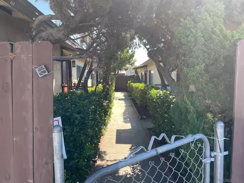 1271-79 Lyons Ln, El Cajon, CA 92021