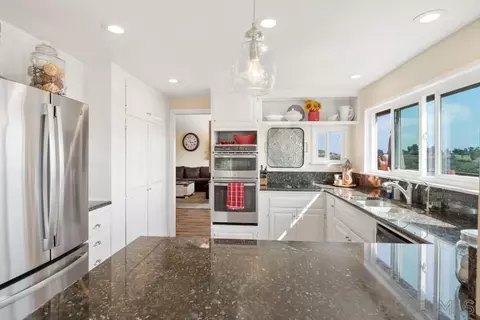 17119 Iron Mountain Dr, Poway, CA 92064 photo 7
