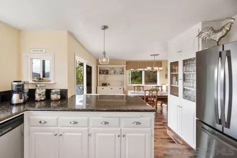 17119 Iron Mountain Dr, Poway, CA 92064 photo 5