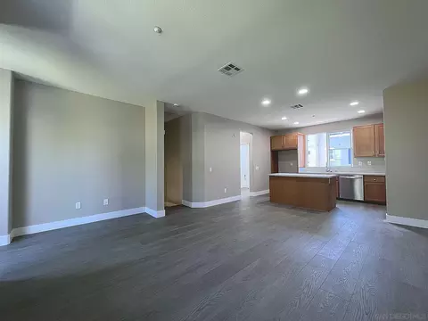 2707 Box Elder Ct, Chula Vista, CA 91915 photo 3