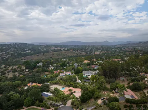 1202 Canyon Ridge Ln, Escondido, CA 92025 photo 36
