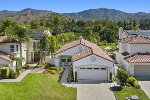 2326 Fallbrook Pl, Escondido, CA 92027 photo 53