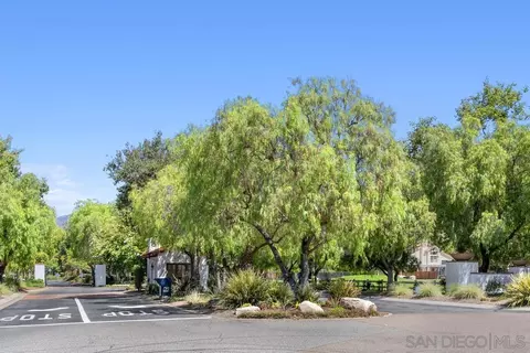 2326 Fallbrook Pl, Escondido, CA 92027 photo 50