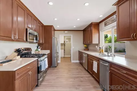 13185 Wanesta Dr, Poway, CA 92064 photo 15