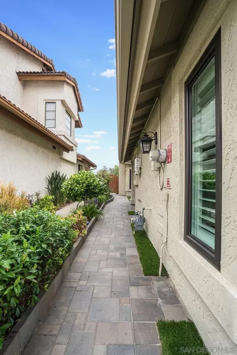2103 Summerhill Dr, Encinitas, CA 92024 photo 7