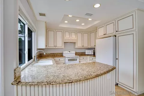 2103 Summerhill Dr, Encinitas, CA 92024 photo 16