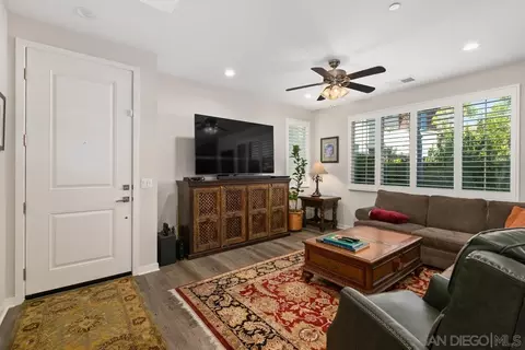 2017 Tango Loop #3, Chula Vista, CA 91915 photo 4
