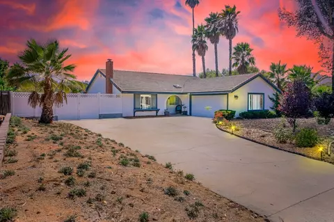 23601 Barrego Way, Ramona, CA 92065
