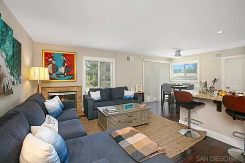 8288 Gilman Dr #45, La Jolla, CA 92037