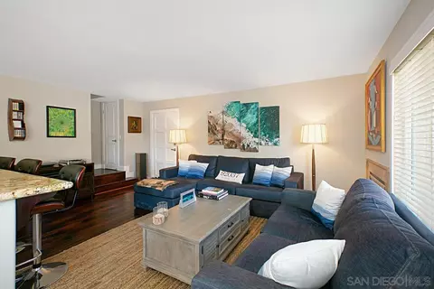 8288 Gilman Dr #45, La Jolla, CA 92037 photo 3
