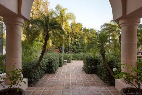 15990 El Camino Entrada, Poway, CA 92064 photo 6