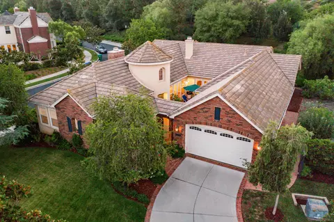 18404 Saint Etienne Ln, San Diego, CA 92128
