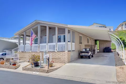525 W El Norte Pkwy #283, Escondido, CA 92026