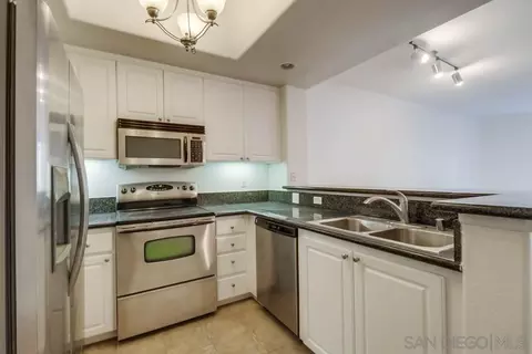 9263 Regents Rd #B207, La Jolla, CA 92037 photo 3