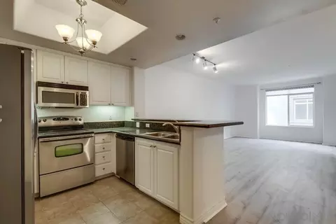 9263 Regents Rd #B207, La Jolla, CA 92037 photo 2