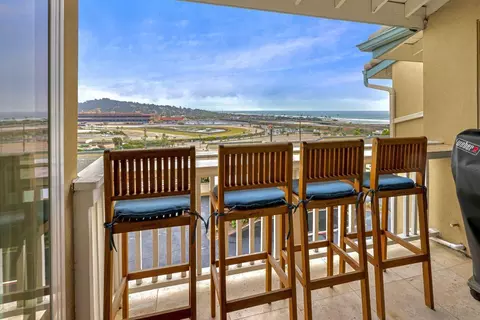 232 Turf View Dr, Solana Beach, CA 92075