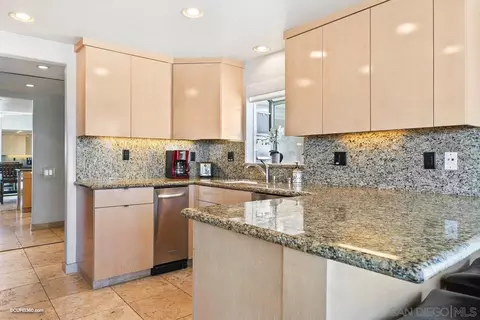 232 Turf View Dr, Solana Beach, CA 92075 photo 9