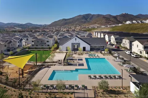 35167 Bergamot Cv #184, Fallbrook, CA 92028 photo 6