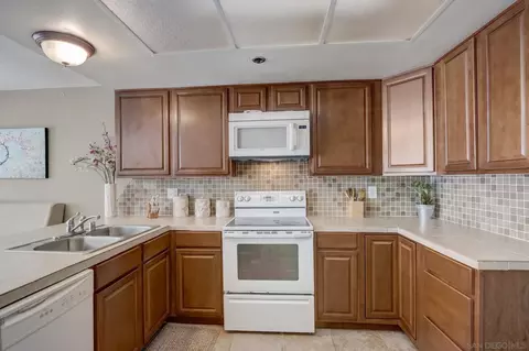 910 N Pacific St #12, Oceanside, CA 92054 photo 13
