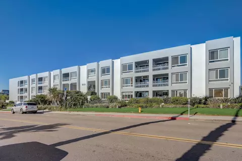 910 N Pacific St #12, Oceanside, CA 92054 photo 3