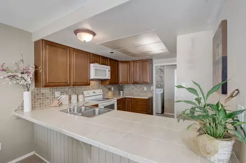 910 N Pacific St #12, Oceanside, CA 92054 photo 11