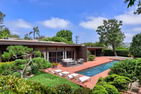 7785 E Roseland Dr, La Jolla, CA 92037