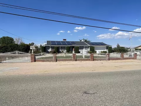 15362 Sycamore St, Hesperia, CA 92345
