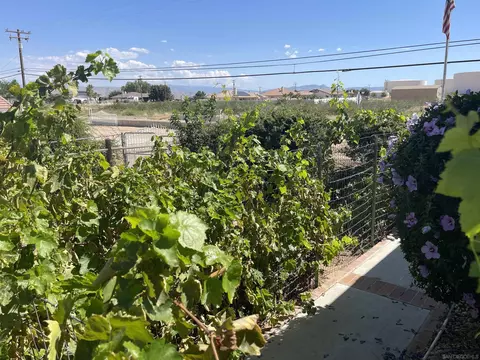 15362 Sycamore St, Hesperia, CA 92345 photo 19