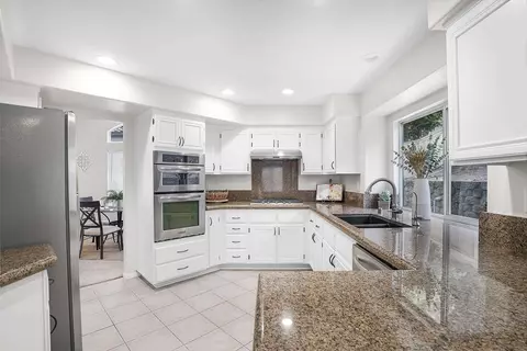 1859 Centennial Way, Escondido, CA 92026 photo 9