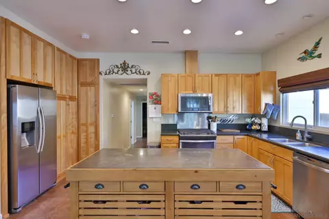 9143 Johnson Dr, La Mesa, CA 91941 photo 9