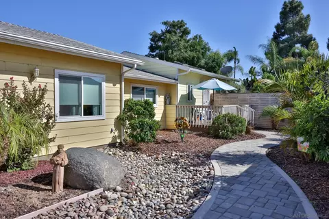 9143 Johnson Dr, La Mesa, CA 91941 photo 4