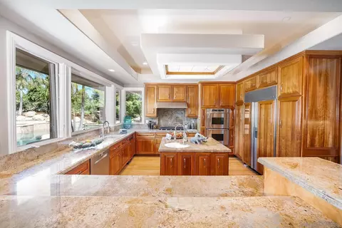 525 Tumble Creek Ln, Fallbrook, CA 92028 photo 10