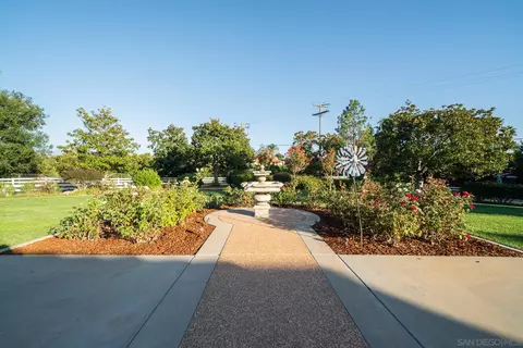 525 Tumble Creek Ln, Fallbrook, CA 92028 photo 52