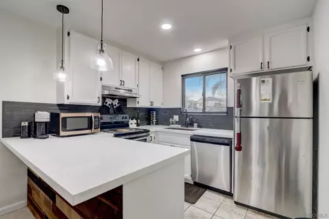 1550 S Maple St #6, Escondido, CA 92025 photo 3