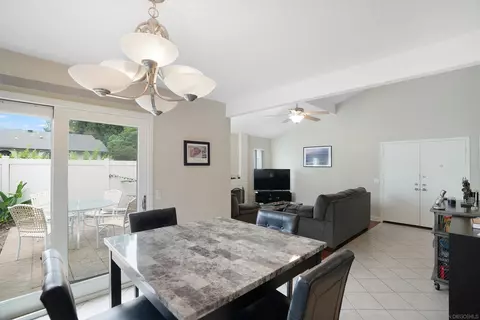 3589 Coconut Way, Oceanside, CA 92058 photo 10
