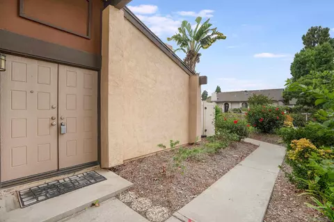 3589 Coconut Way, Oceanside, CA 92058 photo 3