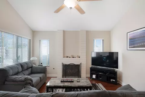 3589 Coconut Way, Oceanside, CA 92058 photo 6